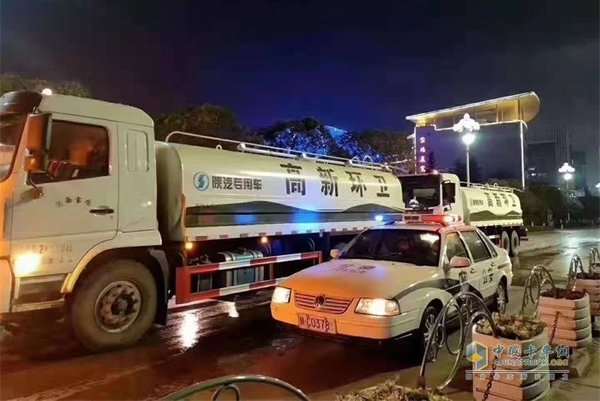 �������»�����Ϊ�������鹱��һ������