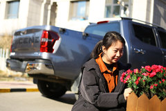 ��Ů��Ƥ������ ����һ�������ķ羰��