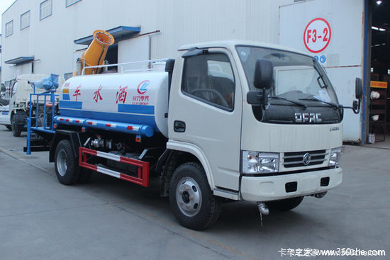 优惠 0.2万 东风多利卡底盘除尘车促销中