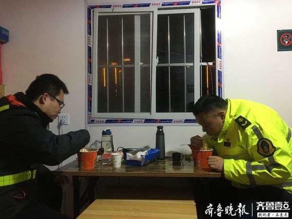 ���Ͻ��������߸����ٿ�&nbsp;24Сʱ���أ�