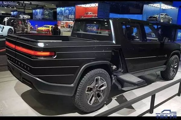 �����ո������ȹ�ĵ綯Ƥ���������