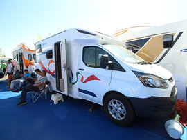 让梦想驰骋千里!高颜值性能强,实拍旌航梦想PLUS自动挡房车