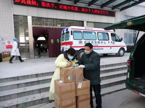 ��Ӣ���¾�&nbsp;����ս��һ�ߵĽ�ͨ���ռ�