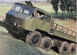 卡车那些事儿(3) 从备受诟病的25歪到英雄车 70年代二汽艰难创业