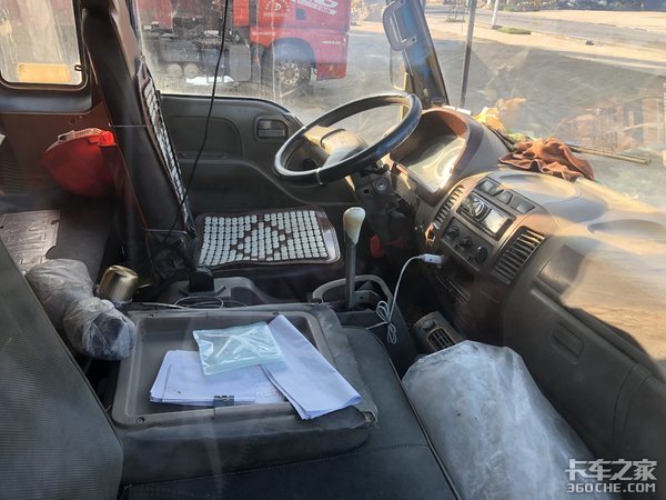 做工扎实,品质够硬,江淮这款4X2蓝牌自卸车为啥没火起来?