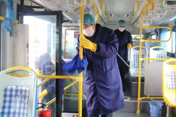 �����ࡰ�����ߡ�����ͨ�ˣ��٣�������