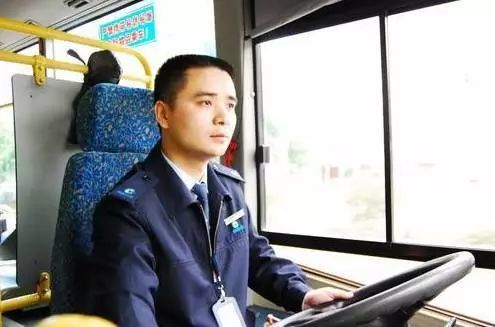 �����ࡰ�����ߡ�����ͨ�ˣ��٣�������