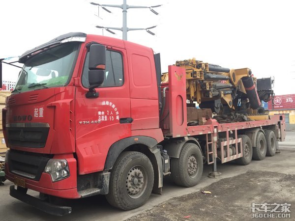 你认识助力火神山施工的“随扬帝”吗？130吨级重型随车吊，超给力！