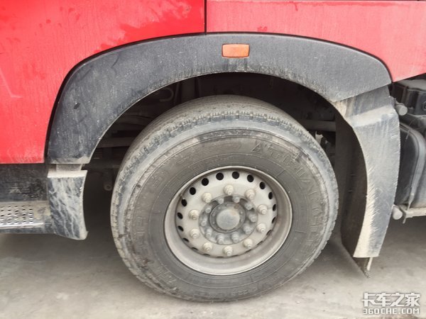 你认识助力火神山施工的“随扬帝”吗？130吨级重型随车吊，超给力！