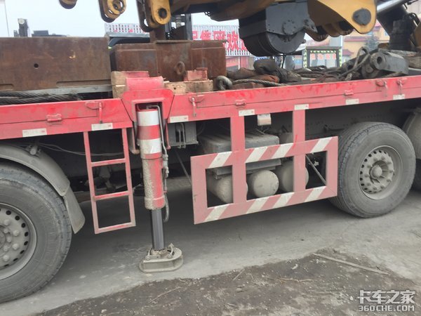 你认识助力火神山施工的“随扬帝”吗？130吨级重型随车吊，超给力！