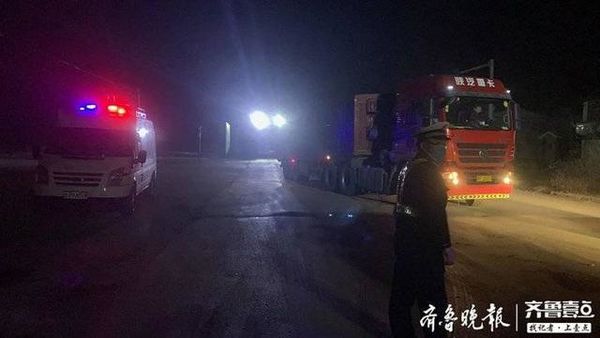 抗疫期间没人查？交警查扣9辆超载货车