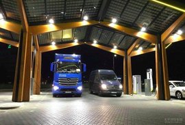 戴姆勒卡车:宣布全球eTruck充电计划!