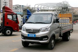 满足国六与多用途货运需求!高效的跨越王X3仓栅版看一下