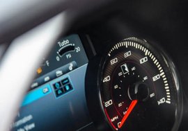 福特F-150猛禽 已经是目前市场上功能最强大的皮卡之一