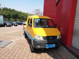 长安新豹双排微卡化身市政巡查车，载人拉货超方便，就是动力差点意思