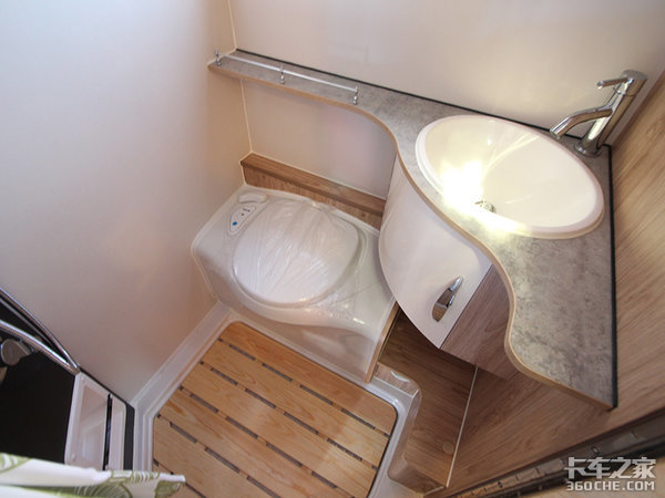 ʵ��캺���ά�·������ռ������ʱ�����