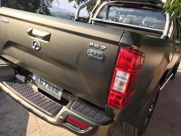 �ذ�����Ƥ��������Ʒ�����ڱ���������