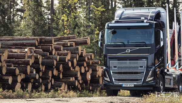 更加年轻的外观和更安全的配置 16L发动机澎湃动力 沃尔沃全新FH16