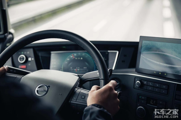 彰显领跑新姿态,沃尔沃发布四款改款车型,升级之处你给打几分?