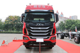 老司机选车(6)：大马力又省心的散货运输7米8仓栅车型如何选