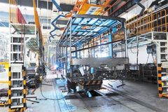 ���ڳ�ѹ���� ������������Ӧ��Ǳ��