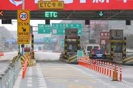 多省公布最新高速收费标准 快来看看哪个更划算?