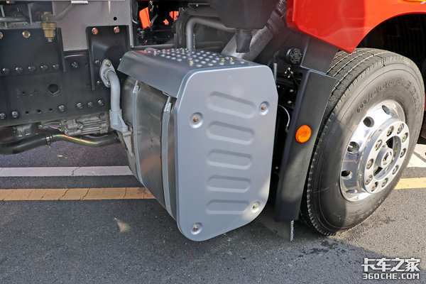 国六阶段买LNG重卡划算吗 帮你指点一下