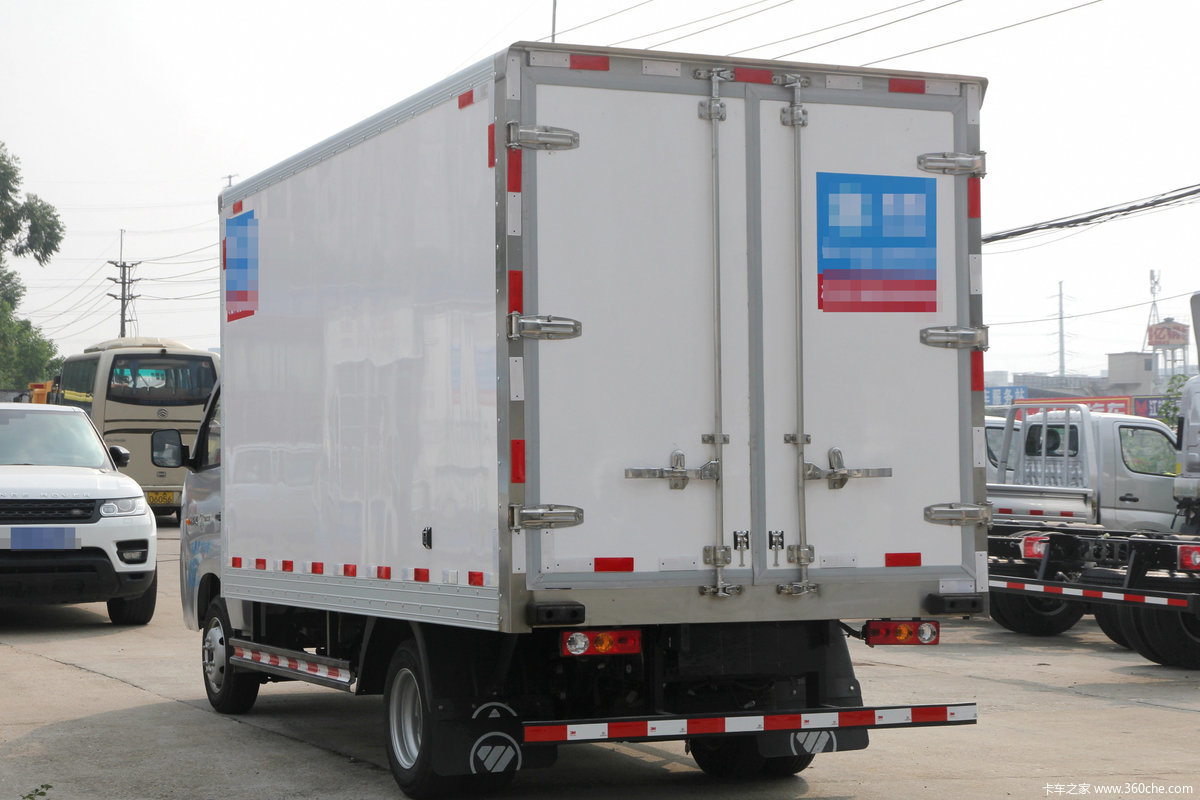 国六动力玻璃钢车厢祥菱m2冷藏车来了图片列表
