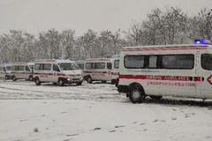 700̨��ѹ�Ȼ���������  Ϊս