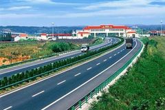 ���˴��� Ϊ��·���˸������ݻ�����