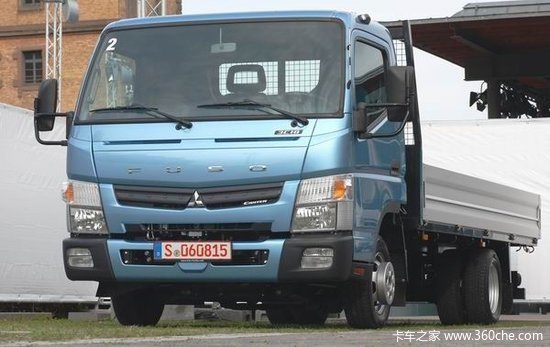 ����С��&nbsp;����Canter�Ῠ������ʽ�뻪
