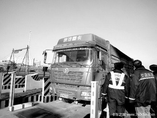 ��67����ʾ42��&nbsp;�������Һѹװ���ӷ�