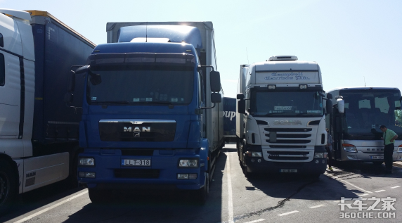 手绘欧洲商用车:在巴黎 见到梦想卡车