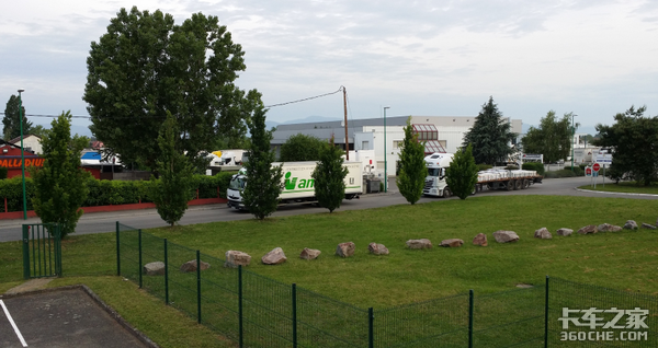 手绘欧洲商用车:在巴黎 见到梦想卡车