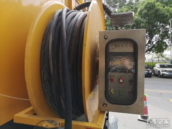 可以疏通管道 東風天錦清洗車實用性強