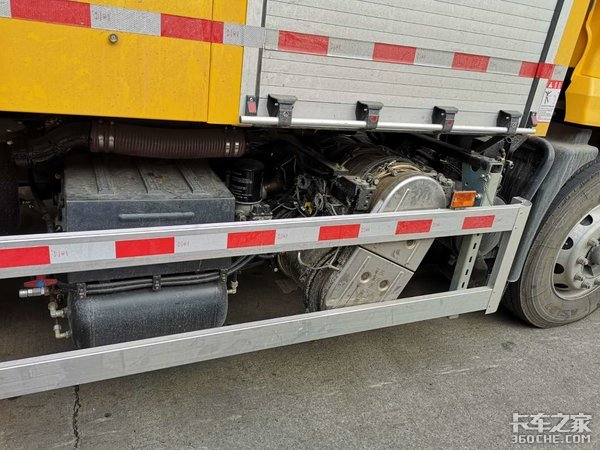 可以疏通管道 東風天錦清洗車實用性強