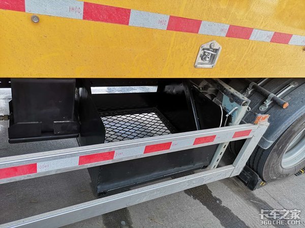 可以疏通管道 東風天錦清洗車實用性強