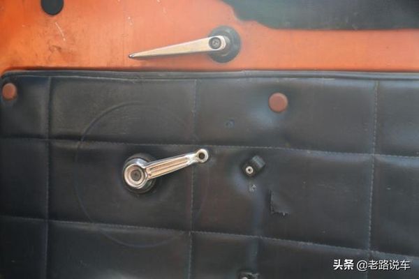 超級少見！黃河牌的JN3261公鐵兩用卡車