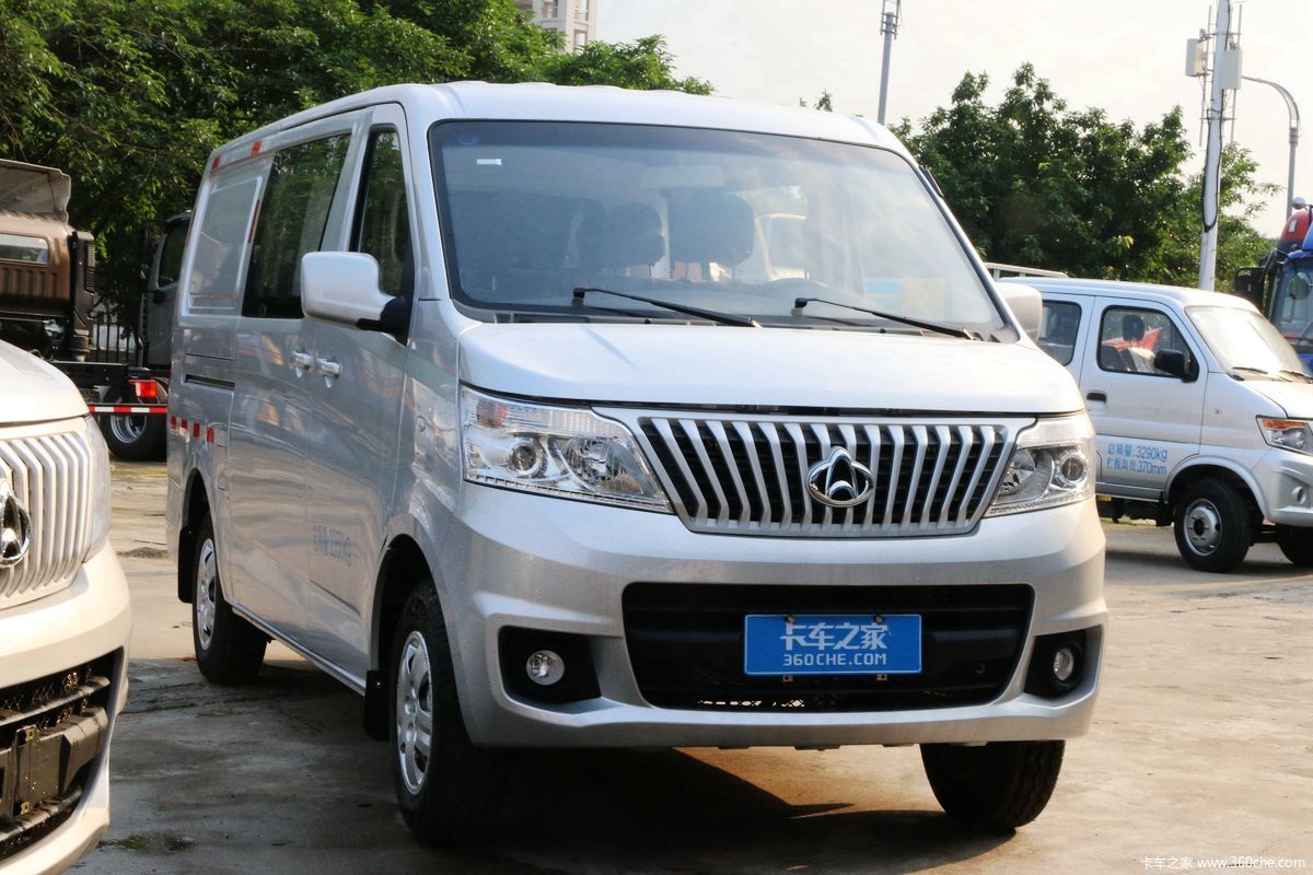 搬家载人两不误国六长安睿行m80实拍图片列表