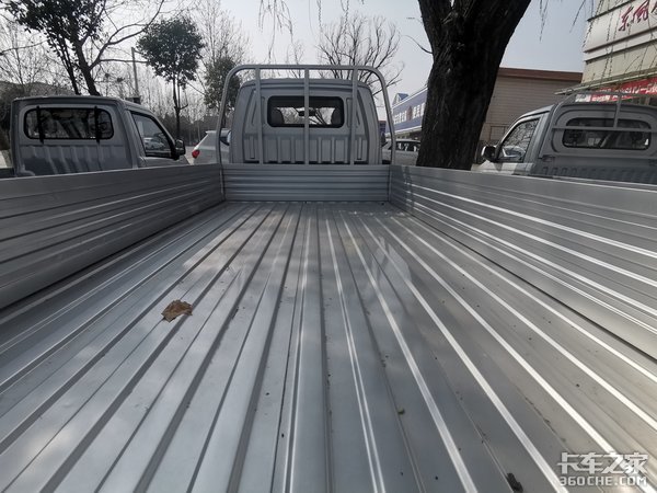 国六动力还能拉2吨货,个体商户买微卡,东风小康D51值得考虑