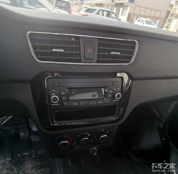 国六动力还能拉2吨货,个体商户买微卡,东风小康D51值得考虑