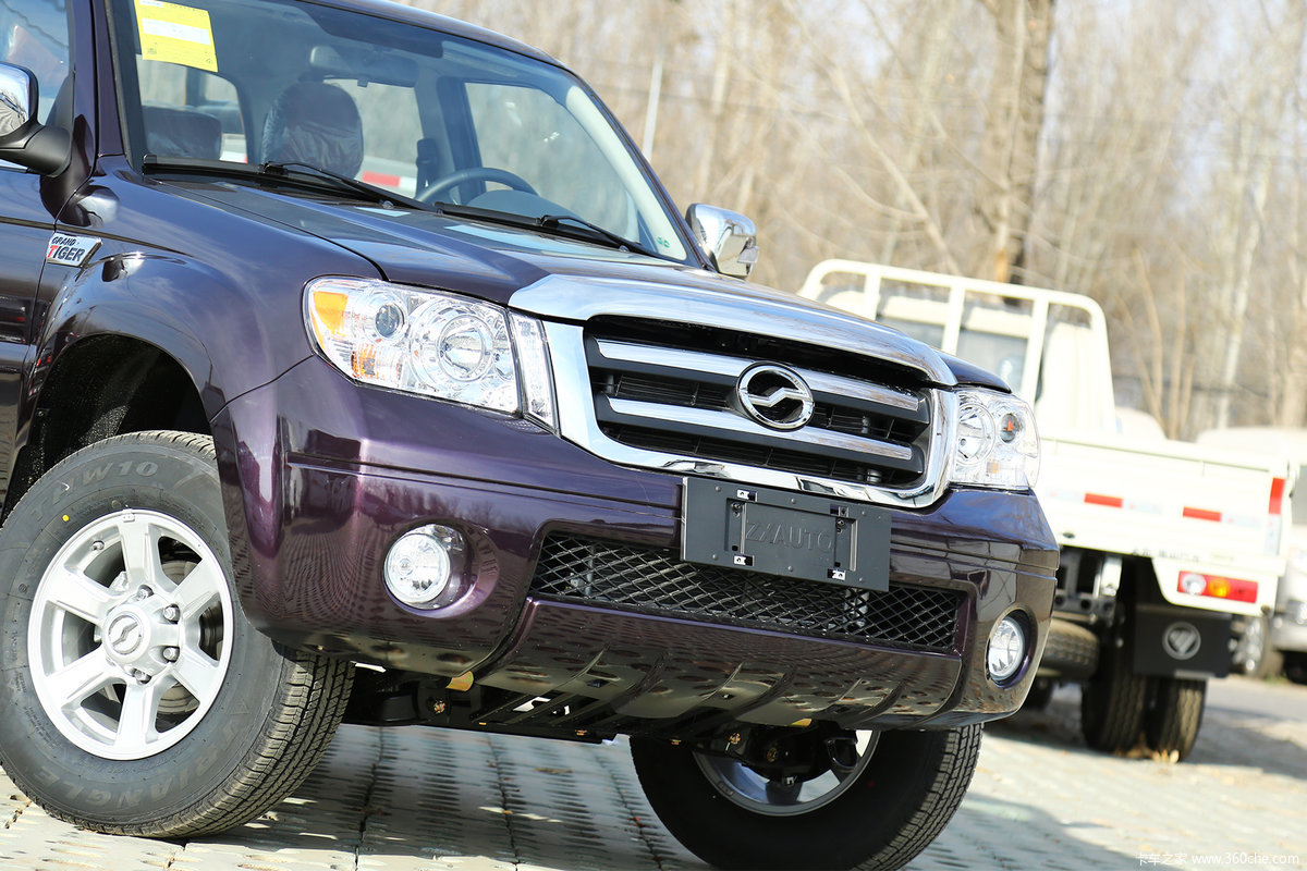 实用与时尚兼顾实拍中兴威虎越野版图片列表