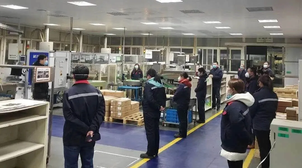 �㲿�����ܵ���&nbsp;�������κ������縴��