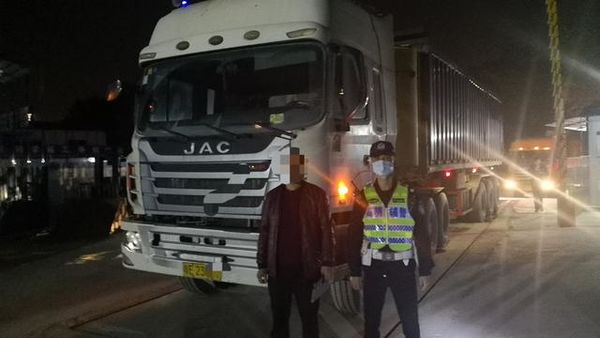 ���رȸߴ�126%����ɽ�鴦��̨'�ٶ���'