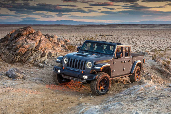 专注越野  Jeep牧马人的“好兄弟” Gladiator Mojave皮卡起售价公布