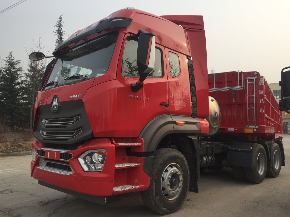 重汽豪瀚n7g牵引车看这配置拉煤不香吗图片列表