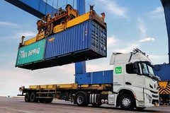 �Զ���ʻ��˾���� Ϊ����������ͣ����