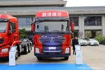 德龙X3000 460马力天然气牵引车带液缓