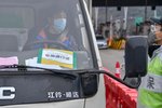 湖北十余家快递复工 复工复产稳步推进