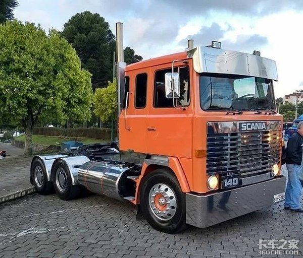 专为美国设计的卡车 却在澳洲活了下来